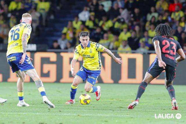 关于沃尔夫斯堡再次主场告捷，继续领跑积分榜的信息