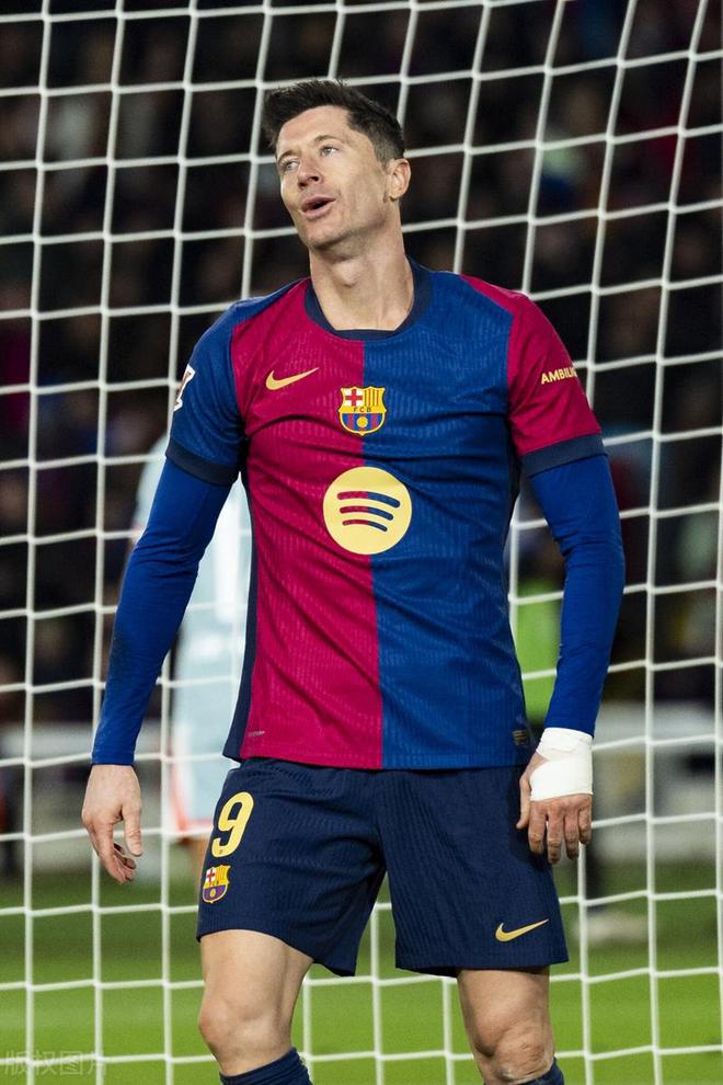 皇马重返西甲榜首梅西领衔巴塞罗那位列第三