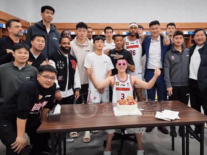 新疆队与广东宏远对决，胜负难料的简单介绍