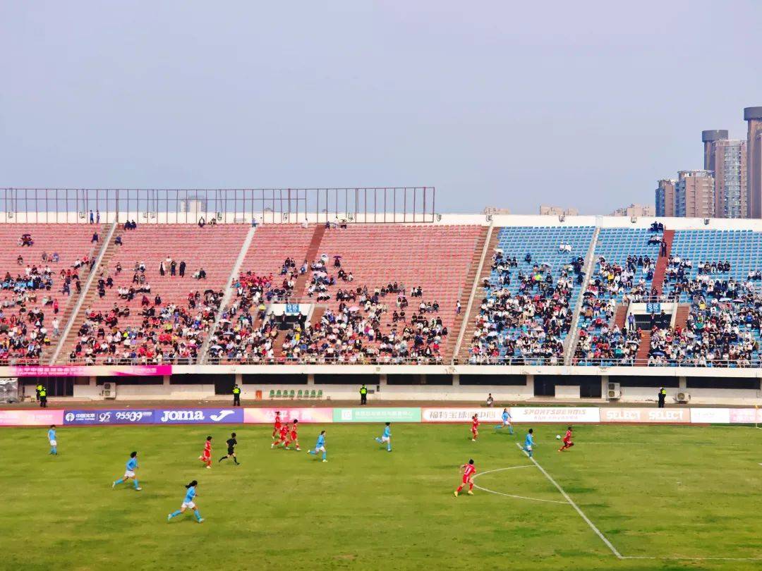 包含强强对抗：女足职业联赛决赛将在奥体中心激情上演的词条