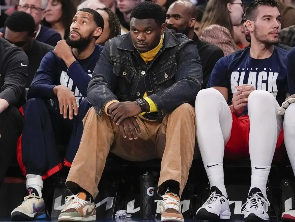 鹈鹕惨遭马刺绝杀，客场惜败遭遇连败的简单介绍