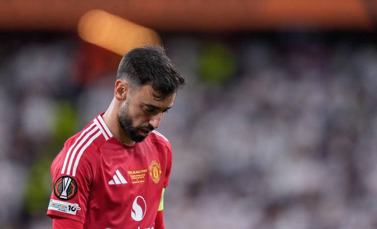 曼联将局面落后，士气再次低落