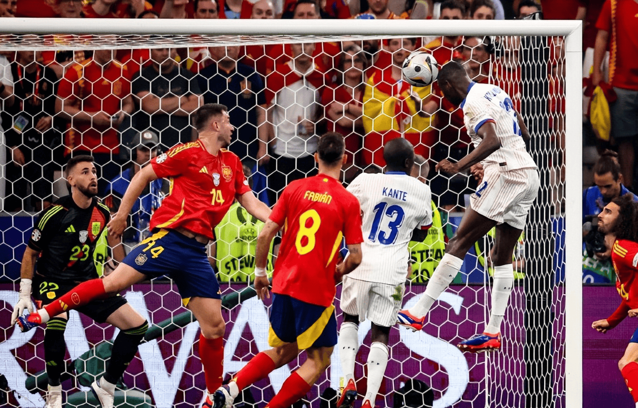 -西班牙逆转成功，晋级下一轮比赛的简单介绍