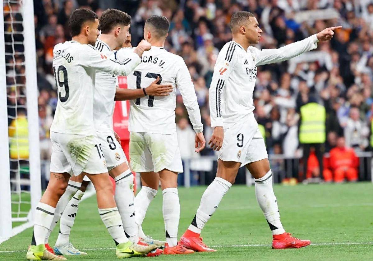 皇马对阵巴萨，胜者将傲视西甲联赛