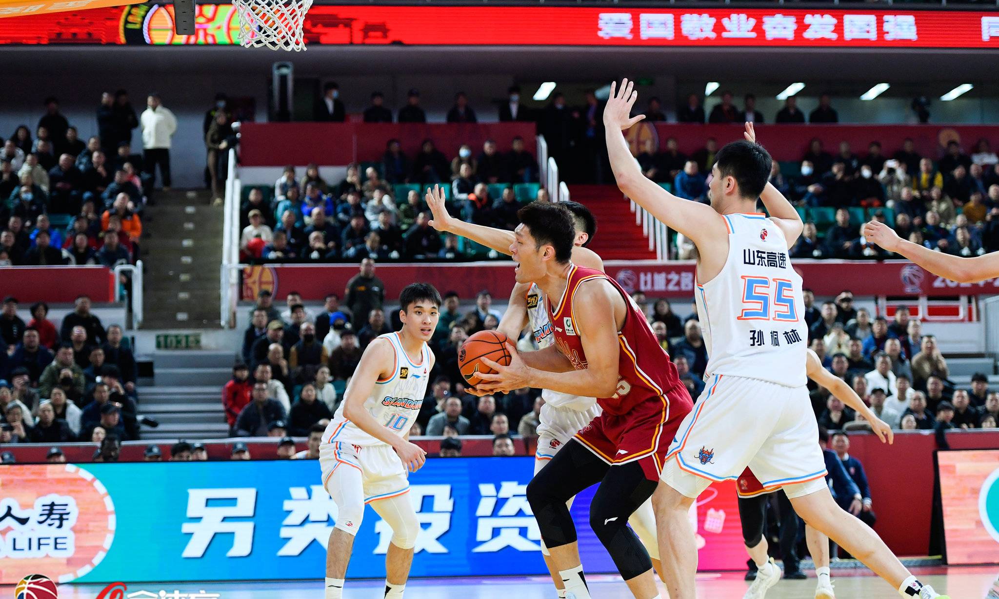 福建男篮遭遇浙江队逆转，令人唏嘘