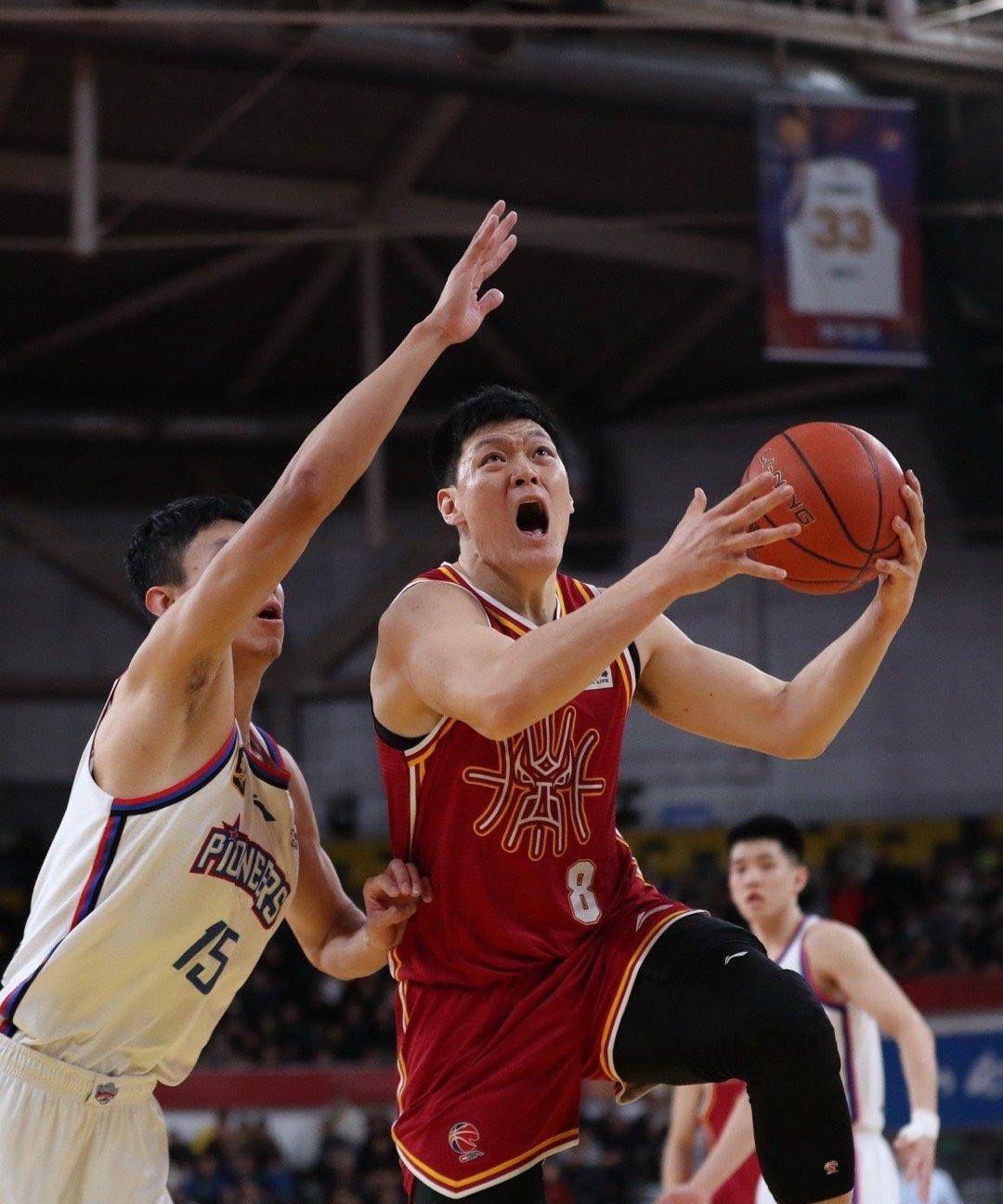 浙江队遭遇挑战，需团结应对
