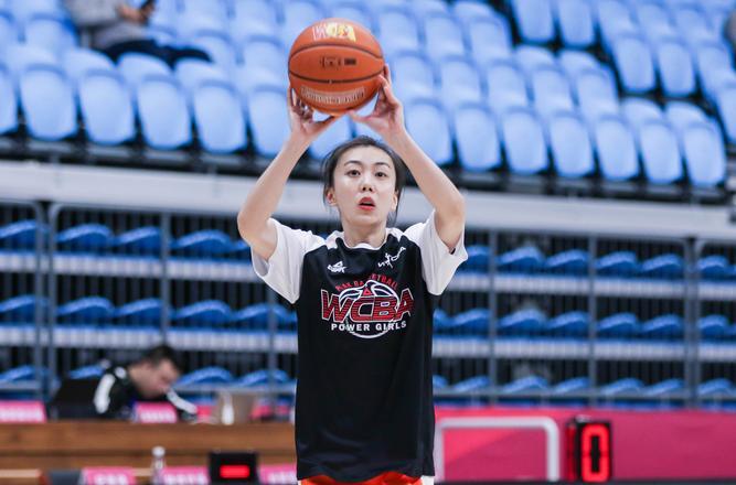 山东女篮全队发挥，主场大胜