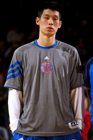 关于林书豪下月复出比赛，医生给予积极评价的信息