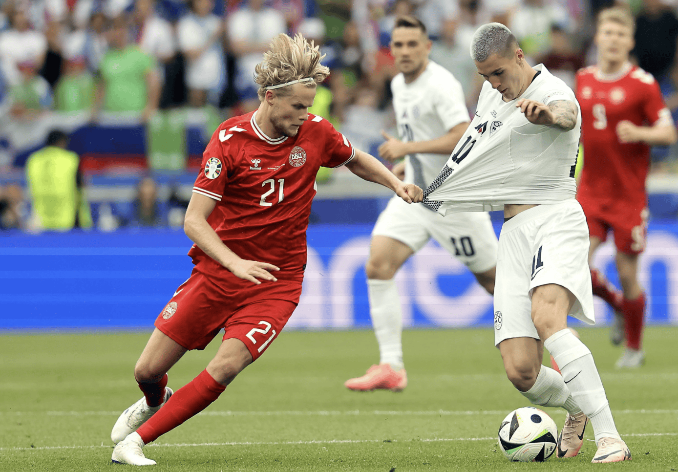 关于克雷特在欧预赛中战胜斯洛文尼亚豪取三分的信息