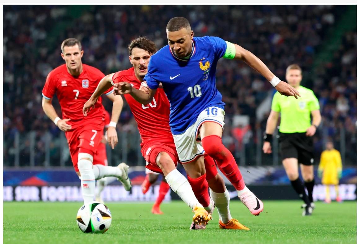 包含国际足球挑战赛，女球队实力超群的词条