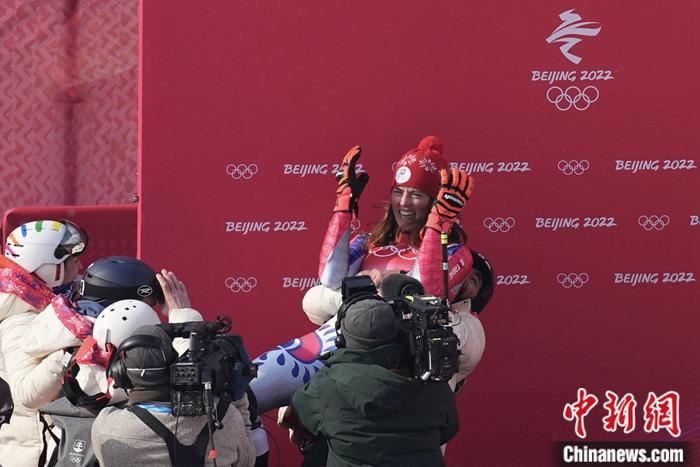 斯洛伐克自行车选手斩获金牌