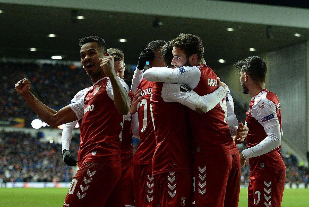 关于里尔球队后防稳固，客场零封对手的信息