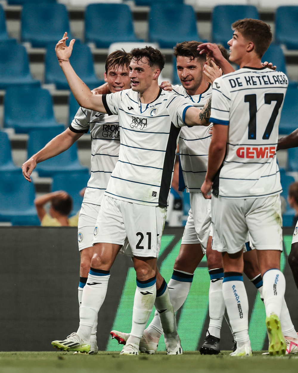 罗马击败尤文图斯，积分榜上升至次席