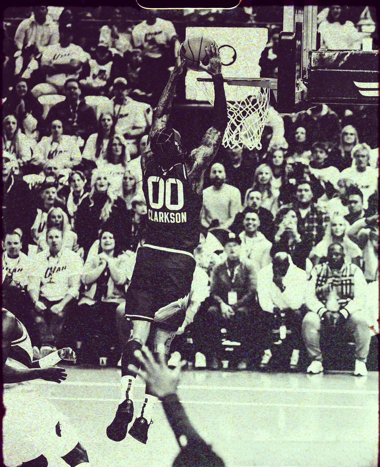 爵士队核心球员发挥不稳定,影响球队整体表现 爵士队核心球员发挥不稳定,影响球队整体表现