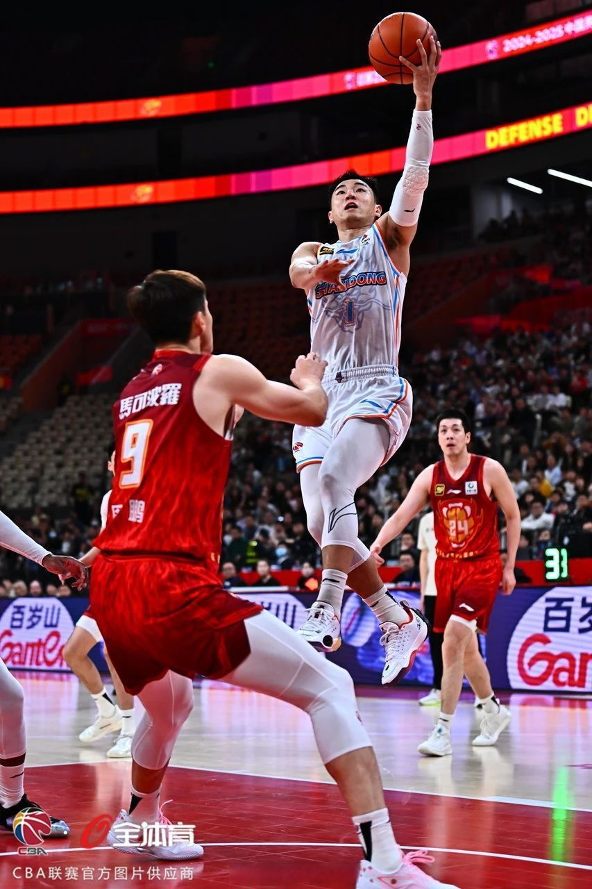 河南男篮连续胜利，表现出色